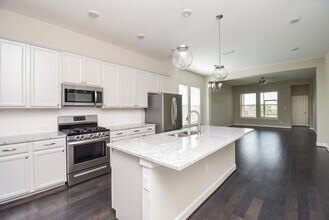 19535 Shady Hike Ln in Cypress, TX - Building Photo - Building Photo