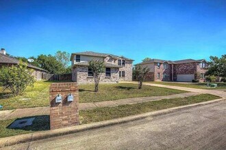 1033 Burnet Dr in Mesquite, TX - Building Photo - Building Photo
