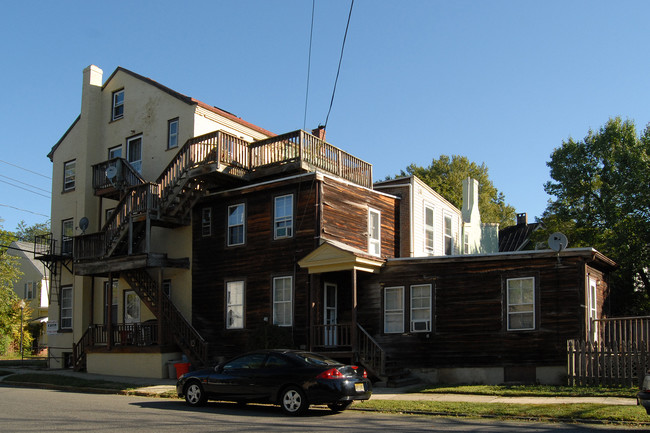 300 Garden St in Mount Holly, NJ - Building Photo - Building Photo