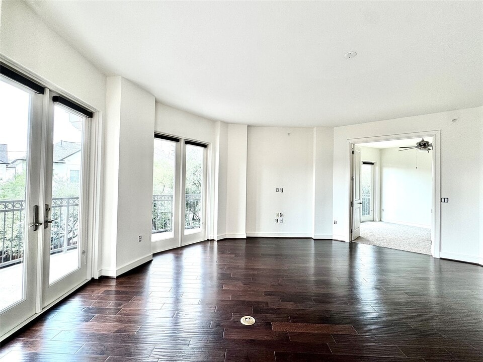 2303 Mid Ln in Houston, TX - Building Photo