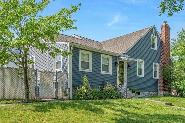 property at 44 E Spring Valley Ave