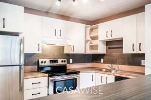 204-178 Street in Edmonton, AB - Building Photo