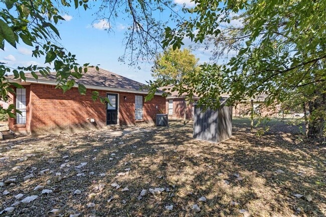 2744 Country Brook Dr in Montgomery, AL - Building Photo - Building Photo