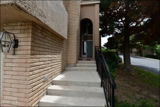 5900 Mira Hermosa Dr in El Paso, TX - Building Photo - Building Photo