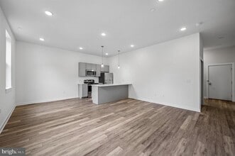 4912 Baltimore Ave in Philadelphia, PA - Building Photo - Building Photo