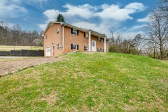 134 Howes Chapel Rd in Rogersville, TN - Foto de edificio - Building Photo