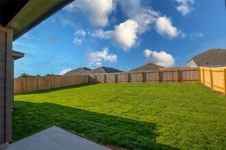 107 Miglia St in Hutto, TX - Building Photo - Building Photo