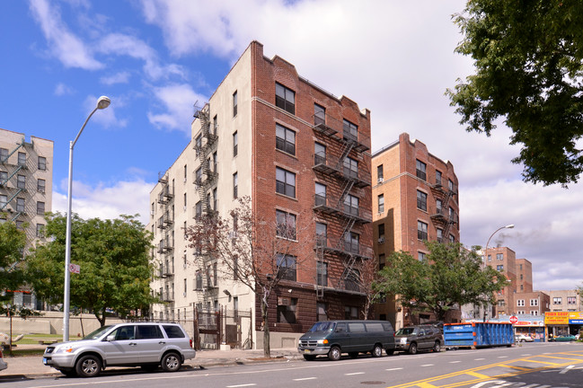 Sycamore Apartments in Bronx, NY - Foto de edificio - Building Photo