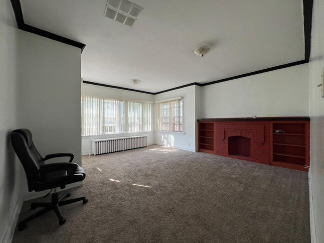 property at 1905 Elmwood Ave