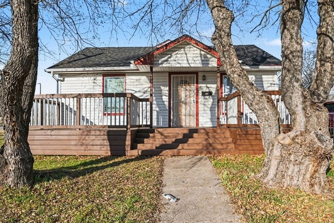 property at 3720 Stanley Ave