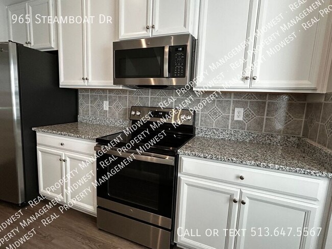 965 Steamboat Dr in Cincinnati, OH - Building Photo - Building Photo