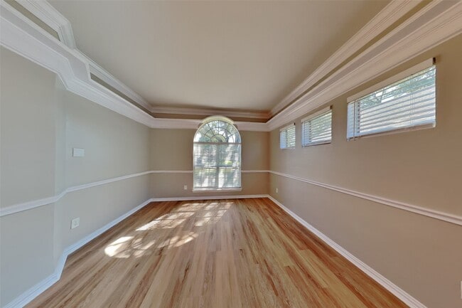property at 3326 Beacon View Ct
