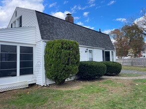 2 Simscroft Pl in Simsbury, CT - Building Photo - Building Photo