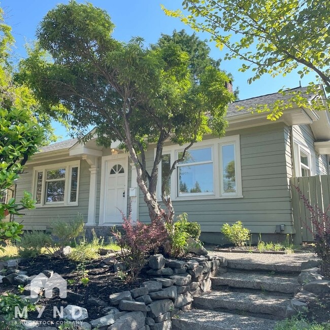 property at 1311 N Alder St