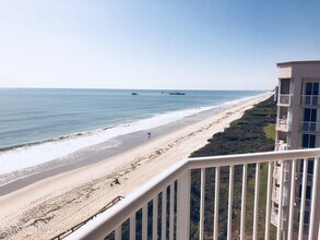 2075 Jimmy Buffett Mem Hwy in Indian Harbour Beach, FL - Building Photo - Building Photo
