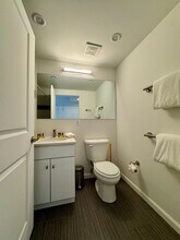 433 W 53rd St in New York, NY - Building Photo - Building Photo