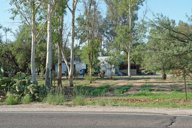 Tanque Verde Ranch in Tucson, AZ - Building Photo - Building Photo