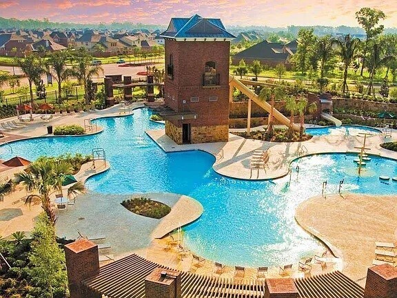 1452 Shaded Rock Dr in Missouri City, TX - Foto de edificio