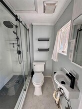 622 Earle Ave N in St. Petersburg, FL - Building Photo - Building Photo