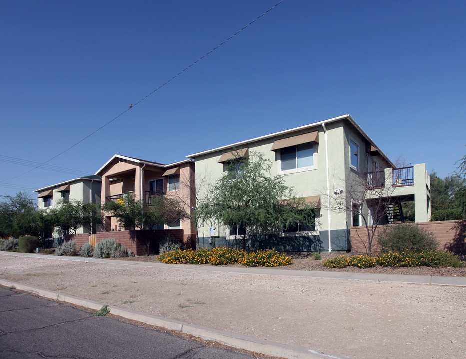 638-642 E Lester in Tucson, AZ - Building Photo