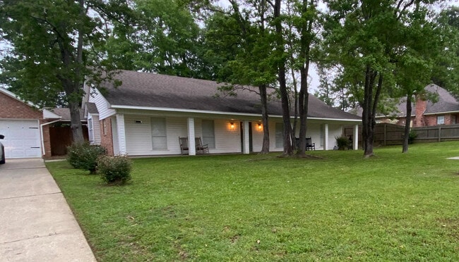 property at 110 Parkwood Blvd