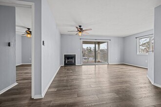 1009 Autumn Woods Ln in Virginia Beach, VA - Building Photo - Building Photo