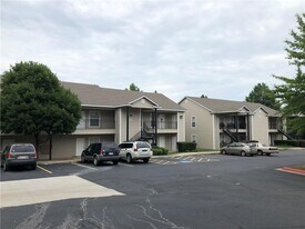 1790 N Gregg Ave in Fayetteville, AR - Building Photo