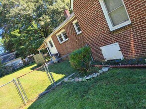 836 Old Modena St in Gastonia, NC - Foto de edificio - Building Photo