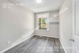 820 First St NW in Grand Rapids, MI - Building Photo - Building Photo