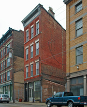 1107 Harrison Ave in Cincinnati, OH - Building Photo - Building Photo