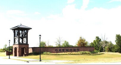 5141 Maroon Creek Dr in Bryan, TX - Building Photo - Building Photo