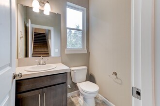 21259 SW Ortiz Ln in Beaverton, OR - Building Photo - Building Photo