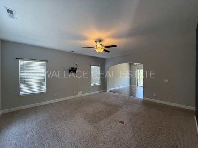 177 Aspen Dr in Lenoir City, TN - Building Photo - Building Photo