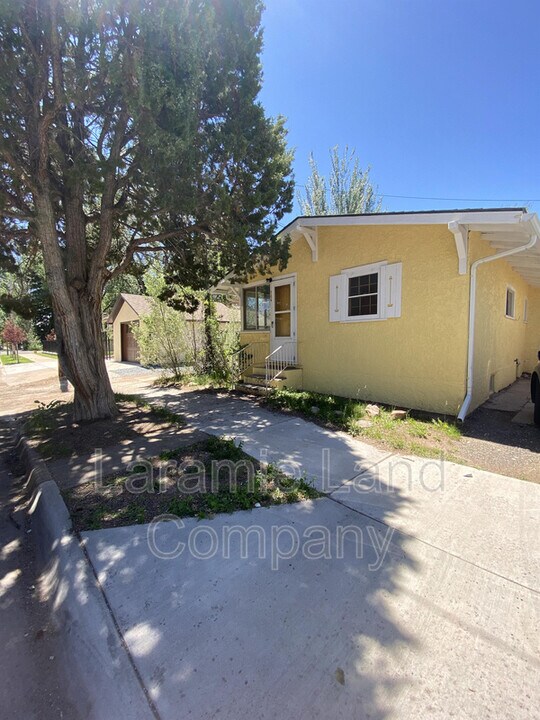 506 S 16th St in Laramie, WY - Building Photo