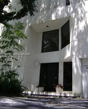 property at 2950 Jackson Ave