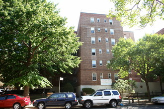 Green Park Sussex Apartments in Flushing, NY - Building Photo - Building Photo