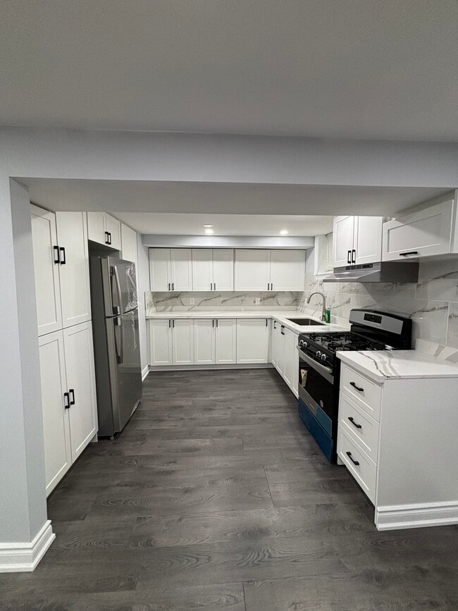 property at 73 Aloma Cres