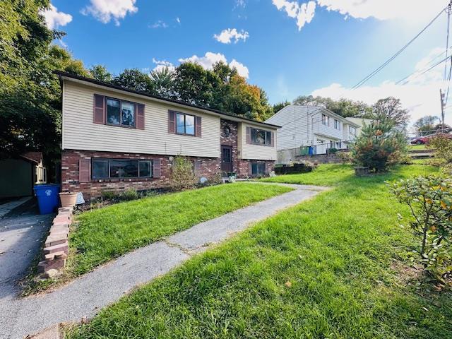 2 2nd St in Scotchtown, NY - Building Photo