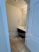 305 Manuel Sanchez Pl SW in Albuquerque, NM - Building Photo - Building Photo