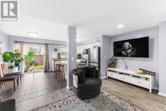 37 Dykstra Ln in Clarington, ON - Building Photo - Building Photo