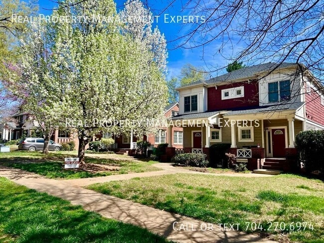 729 Grandin Rd in Charlotte, NC - Building Photo - Building Photo