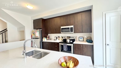 903 Athenry Crt in Ottawa, ON - Building Photo - Building Photo