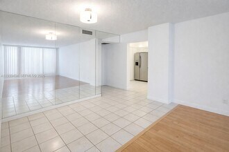 2201 S Ocean Dr in Hollywood, FL - Building Photo - Building Photo