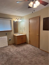 502 Madison St, Unit A in Oskaloosa, KS - Building Photo - Building Photo