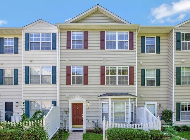 property at 10 IRONSTONE CT #K