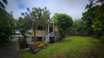 73-1149-1149 Ahulani St in Kailua Kona, HI - Building Photo