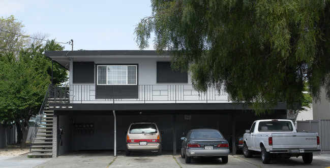 211-213 21 Rondale Ct in Hayward, CA - Building Photo - Building Photo