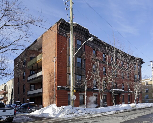 The Mackenzie in Ottawa, ON - Building Photo - Building Photo