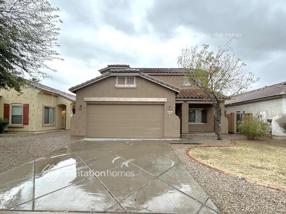 5435 W Shumway Farm Rd in Phoenix, AZ - Foto de edificio