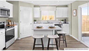 18415 Waterfront Wy in Lathrop, CA - Foto de edificio - Building Photo